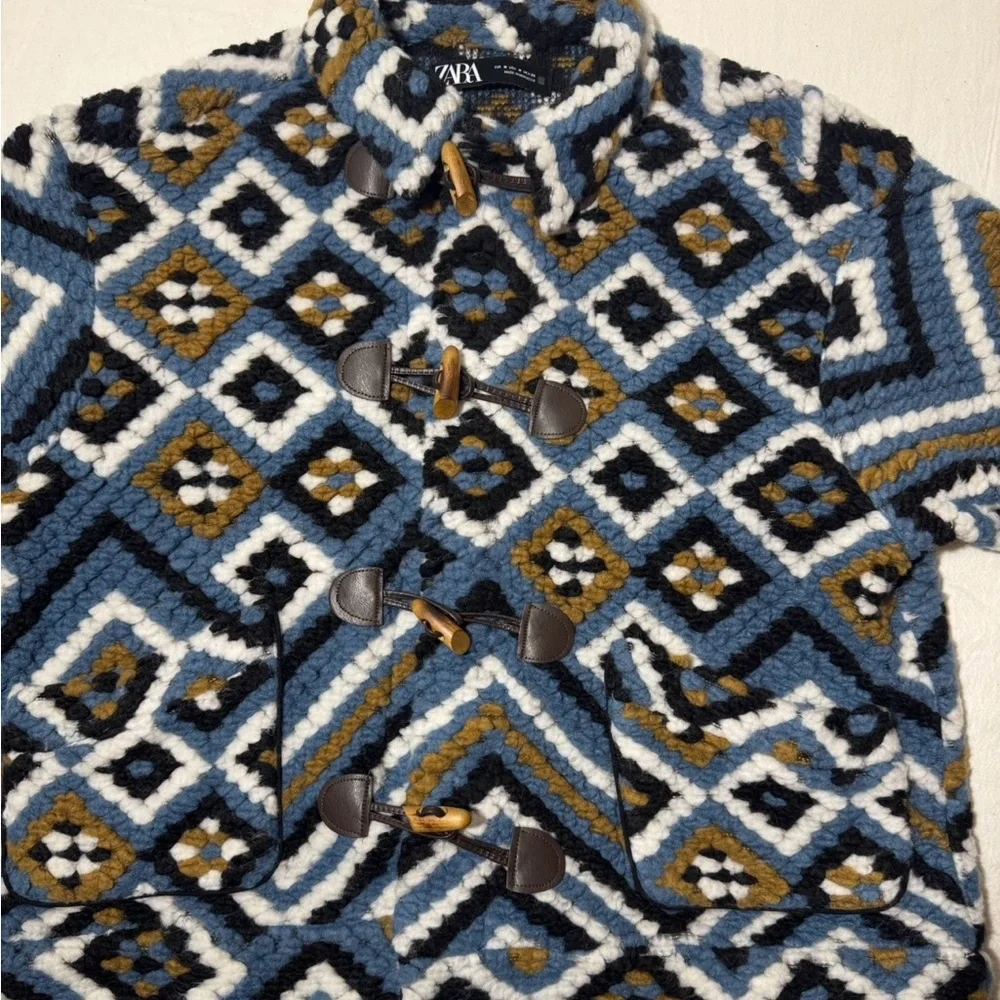 Zara Blue Black White Brown Geometric Toggle Teddy Coat - Picture 16 of 16